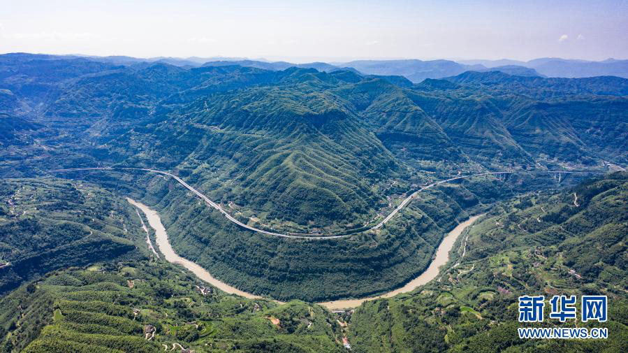 Коэффициент лесного покрова в провинции Гуйчжоу составляет 60%
