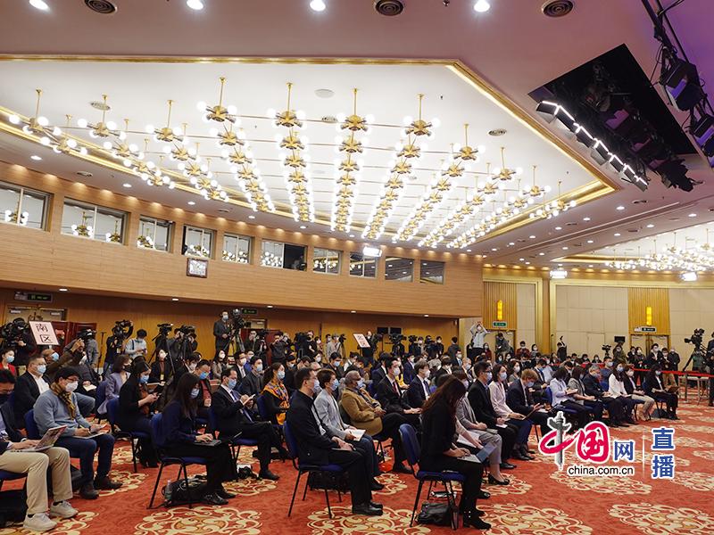 Пресс-конференция с участием главы МИД КНР в рамках 4-й сессии ВСНП 13 созыва