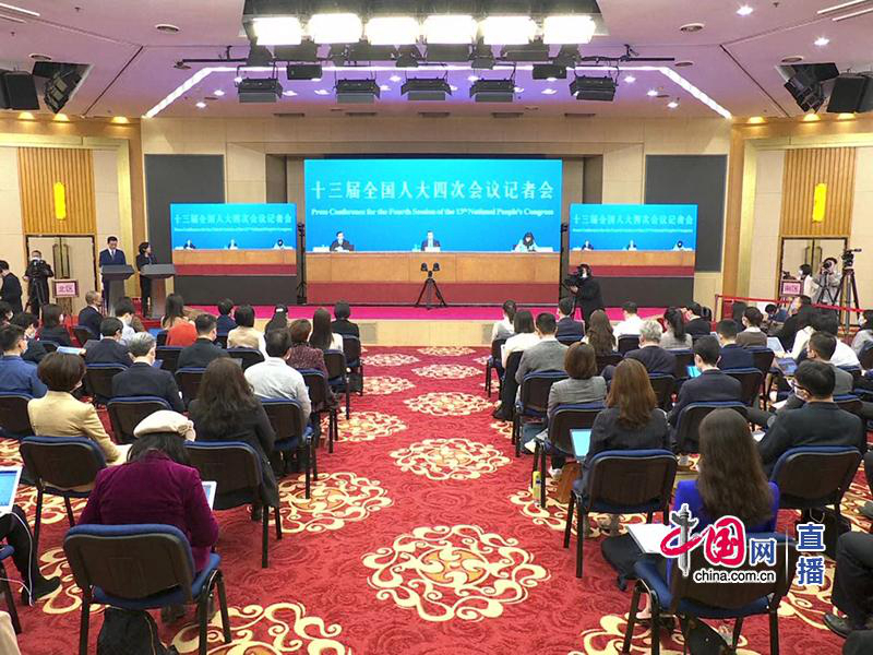 Пресс-конференция премьера Госсовета КНР Ли Кэцяна