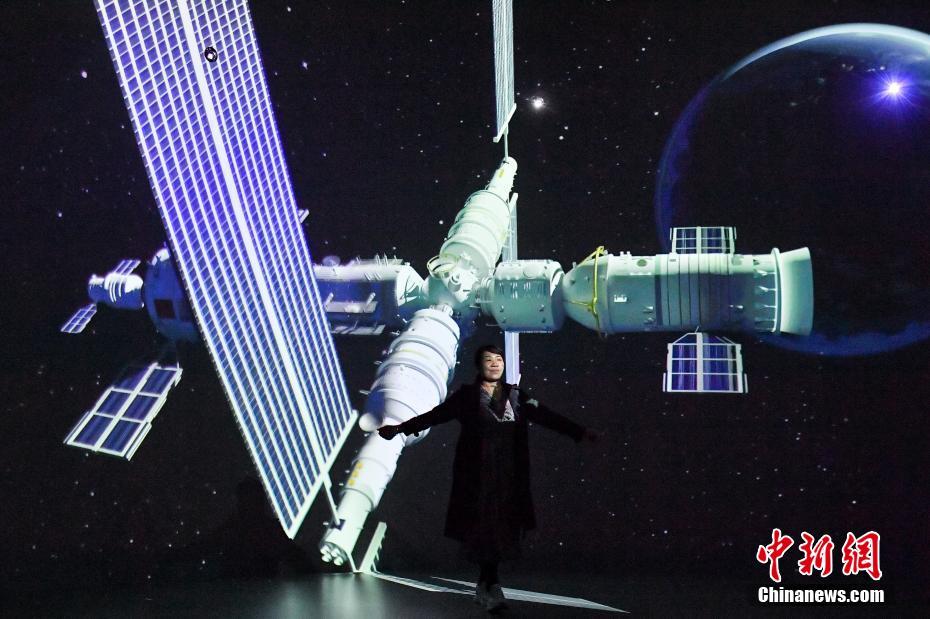 Иммерсивный кинотеатр в Китайском национальном научно-техническом музее привлекает туристов