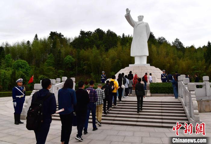 «Красный туризм» набирает популярность в поселке Гутянь уезда Шанхан провинции Фуцзянь