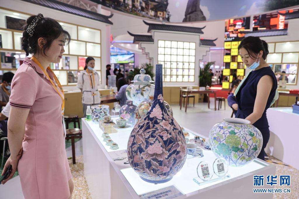 Красота Китая на Китайском международном ЭКСПО потребительских товаров