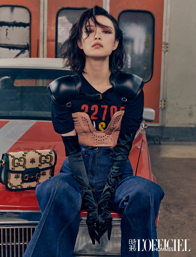 Актриса Ни Ни в стиле ретро украсила обложку модного журнала