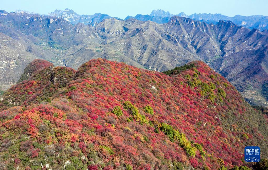 Осенние пейзажи гор Байюньшань