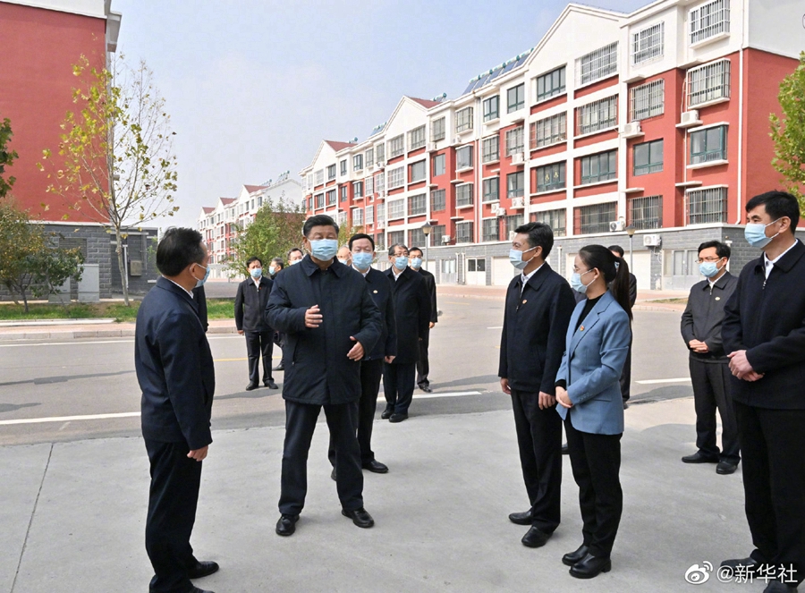 Си Цзиньпин продолжил инспекцию в восточнокитайском городе Дунъин