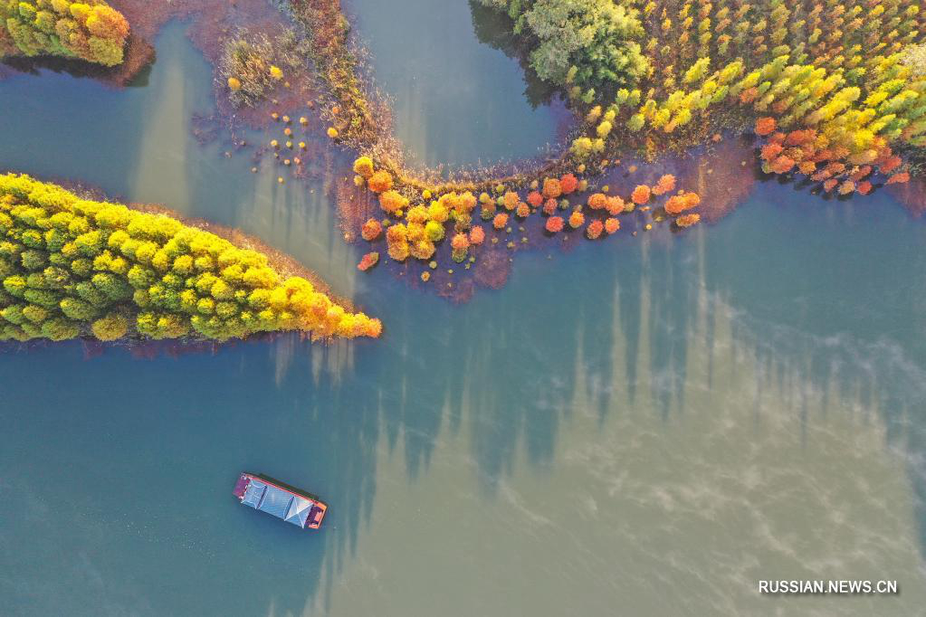 Ноябрьские красоты озера Тяньцюаньху