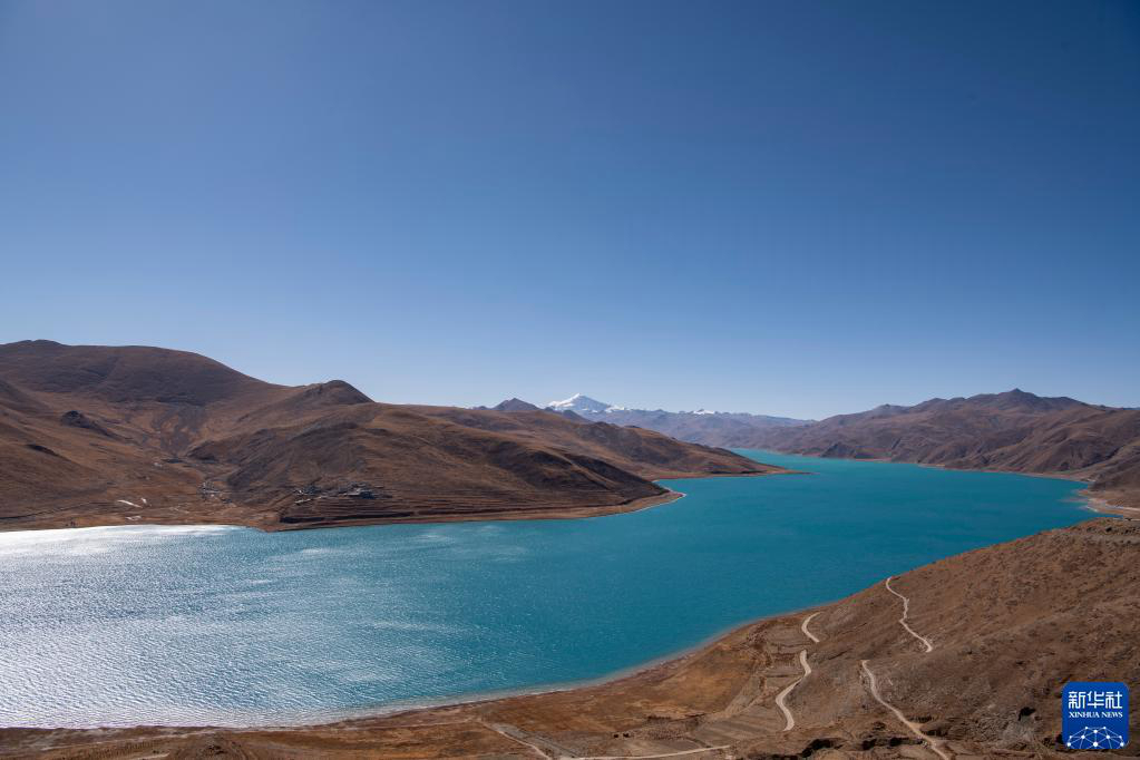 Тибет: экологическая среда озера Ямджо-Юмцо постоянно улучшается