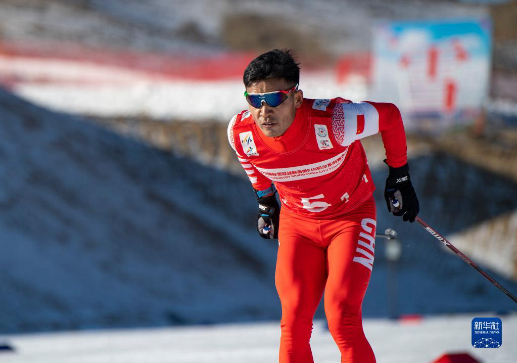 В погоне за олимпийской мечтой: парень из СУАР оставил велоспорт ради лыжных гонок