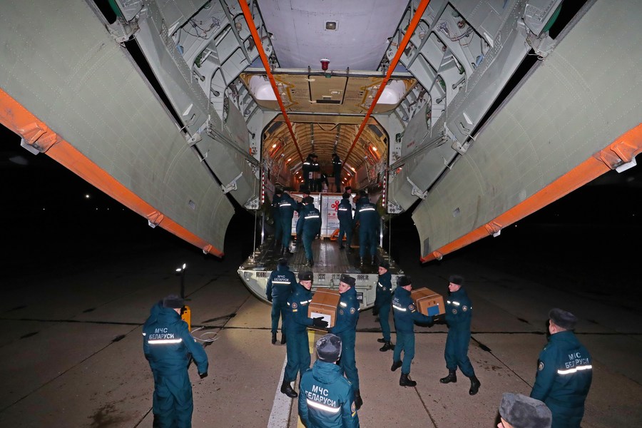 Специальный репортаж: Китай и страны Евразии совместно строят "Пояс и путь" Специальный репортаж: Китай и страны Евразии совместно строят "Пояс и путь"