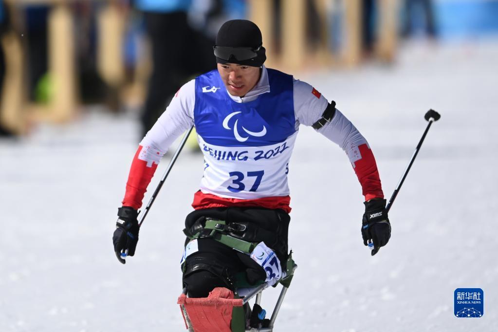 Лю Цзысюй завоевал первое для китайской сборной золото зимних Паралимпийских игр-2022