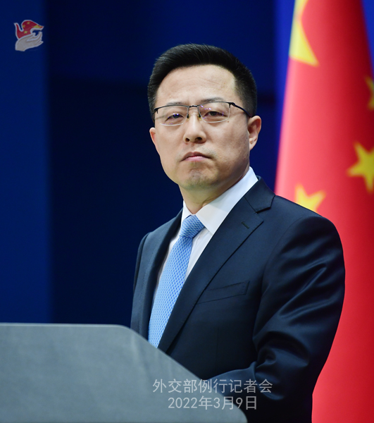 Китай выступает решительно против односторонних санкций -- МИД