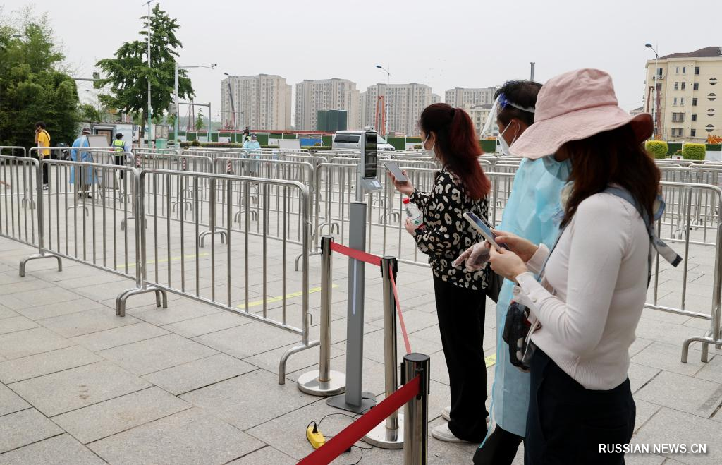 В Шанхае вновь открываются парки в упорядоченном режиме