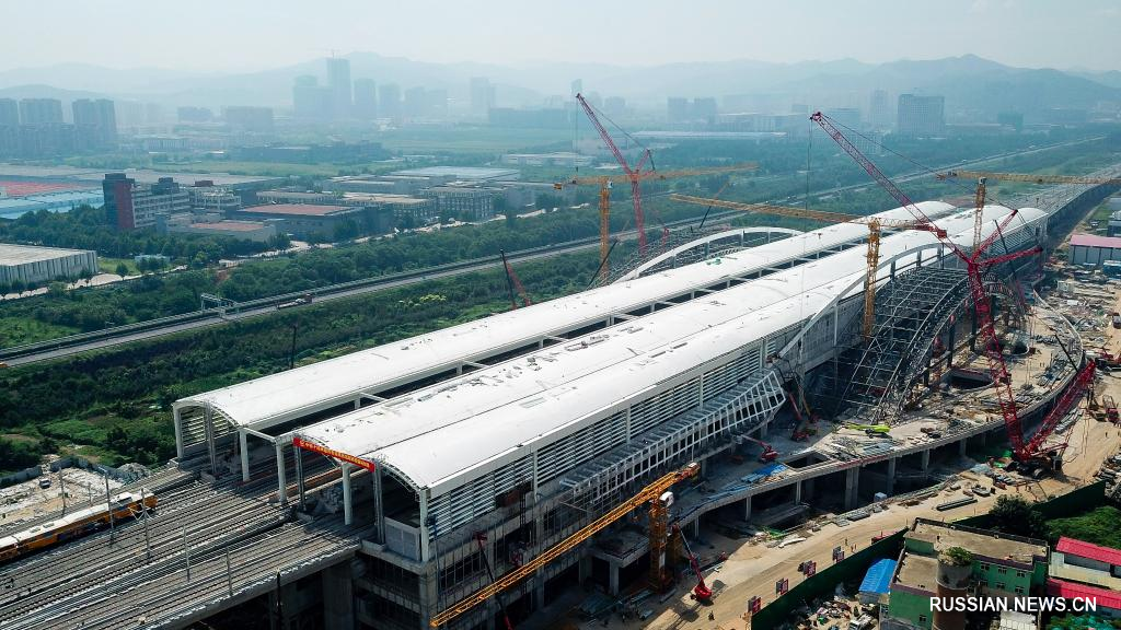 Строительство вспомогательных объектов в рамках проекта высокоскоростной железной дороги Цзинань-Лайу на востоке Китая