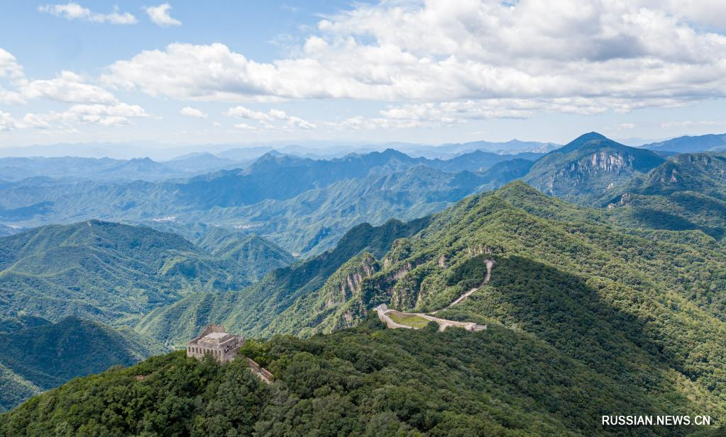 Пейзажи участка Великой китайской стены Цзянькоу