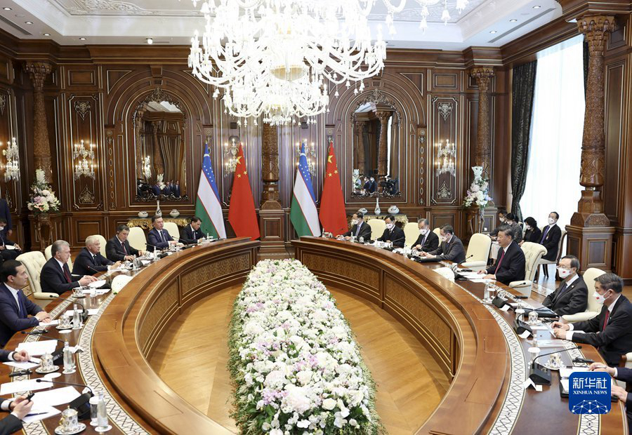 Си Цзиньпин провел переговоры с президентом Узбекистана Ш. Мирзиеевым