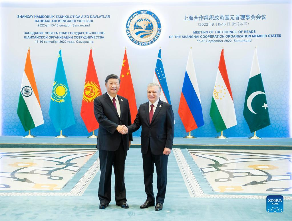 Председатель КНР Си Цзиньпин принял участие в заседании Совета глав государств-членов ШОС в узком составе