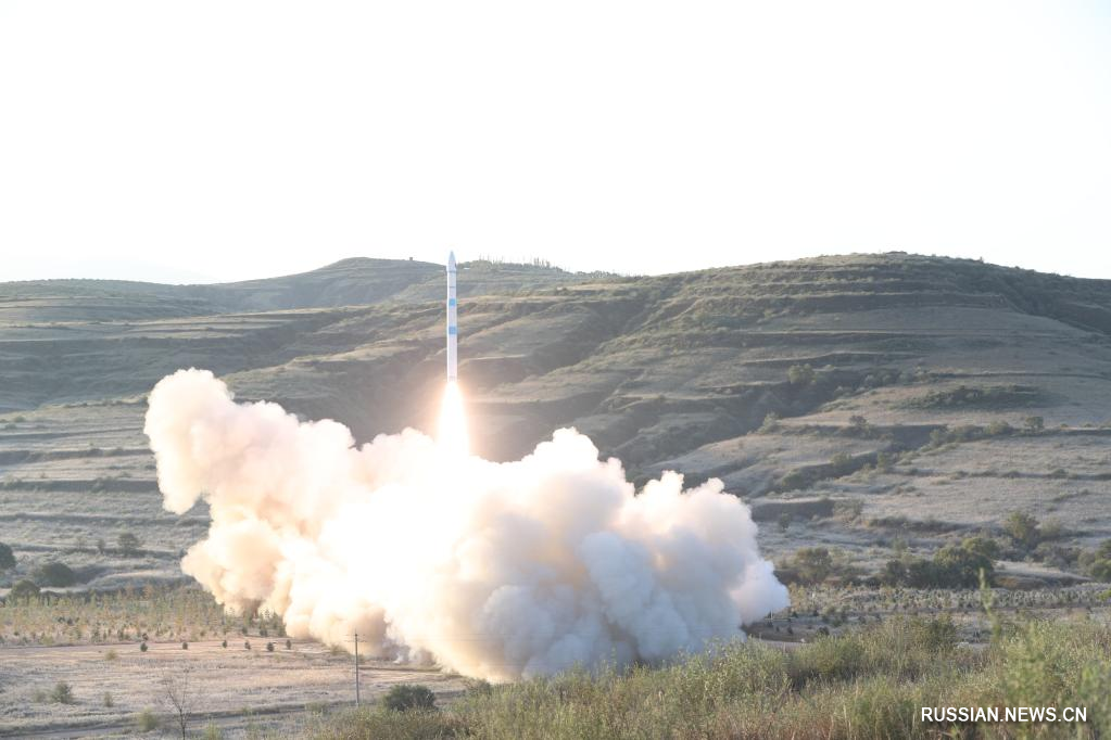 В Китае успешно произведен запуск спутников "Шиянь-14" и "Шиянь-15"
