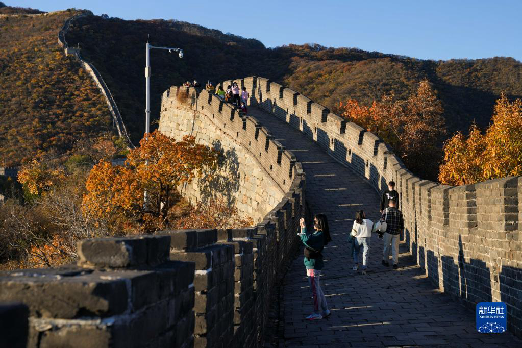 Осенние пейзажи на участке Великой китайской стены Мутяньюй