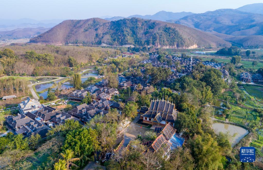 Туристический рынок Сишуанбаньна-Дайского автономного округа в провинции Юньнань не сбавляет своей популярности