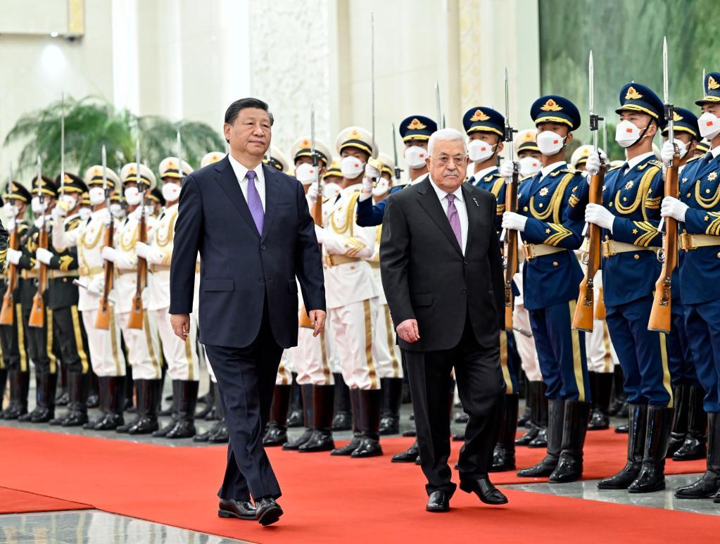Си Цзиньпин провел переговоры с президентом Палестины