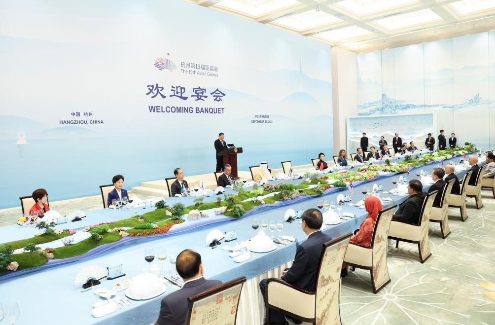 Си Цзиньпин призвал к укреплению мира, солидарности и инклюзивности посредством спорта