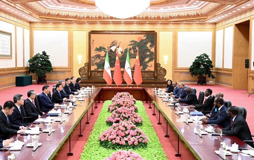 Китай и Экваториальная Гвинея повысили двусторонние отношения до уровня всеобъемлющего стратегического сотрудничества и партнерства 