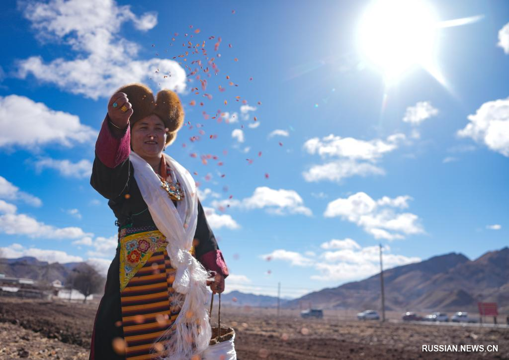 Сицзанские крестьяне провели церемонию весенней вспашки
