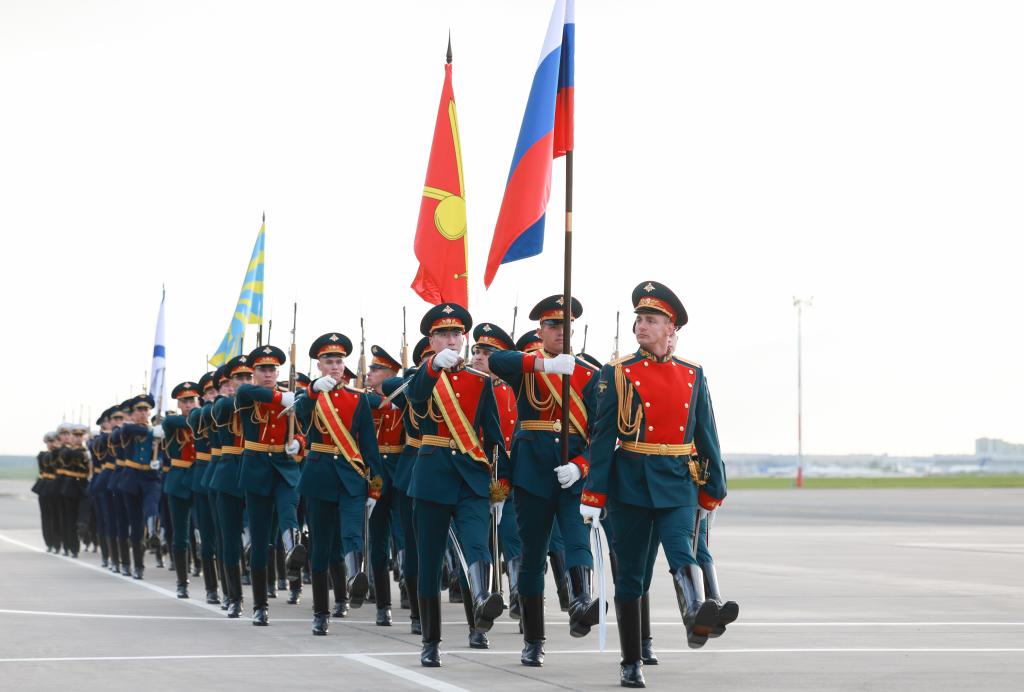 Китай и Россия нашли правильный путь сосуществования крупных соседних стран -- Си Цзиньпин