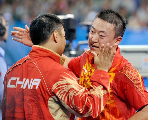 CHINA GANA EL ORO POR EQUIPOS MASCULINO DE TENIS DE MESA2