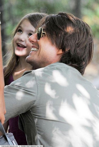 Suri Cruise-hija-adorable-Tom Cruise-Hollywood 10