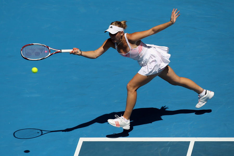 Na Li vence a Wozniacki con 2-1 y entra en el final partido