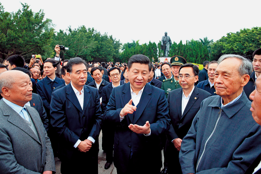 Xi Jinping en Shenzhen en 2012