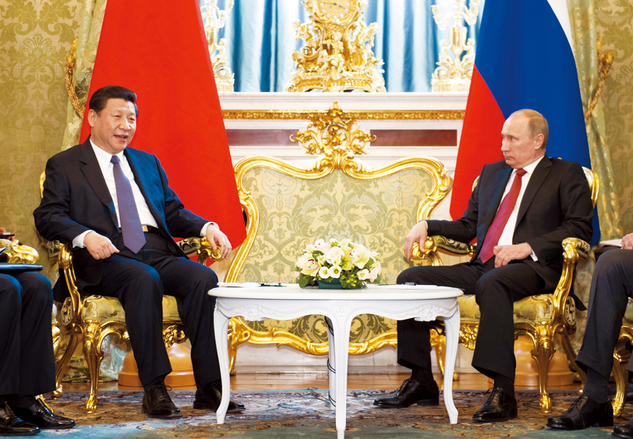 Xin Jinping se reúne con Vladimir Putin en 2013
