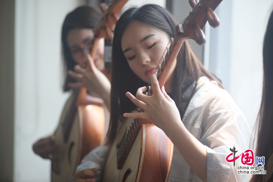 El futuro de la música folklórica china radica en los niños