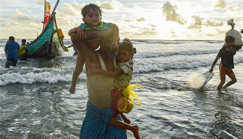 Amnistía alerta de una limpieza étnica rohingya en Myanmar12