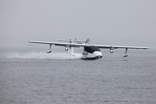 Primer dron anfibio del mundo hecho en Shanghai  