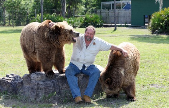 Una familia estadounidense con 13 osos6