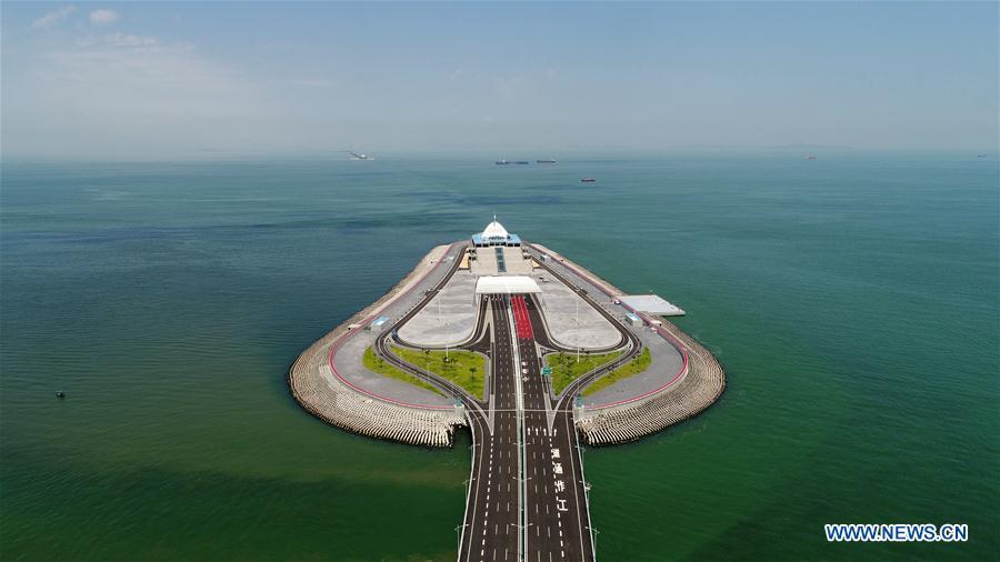 abre el puente marítimo más largo del mundo integrando el gran