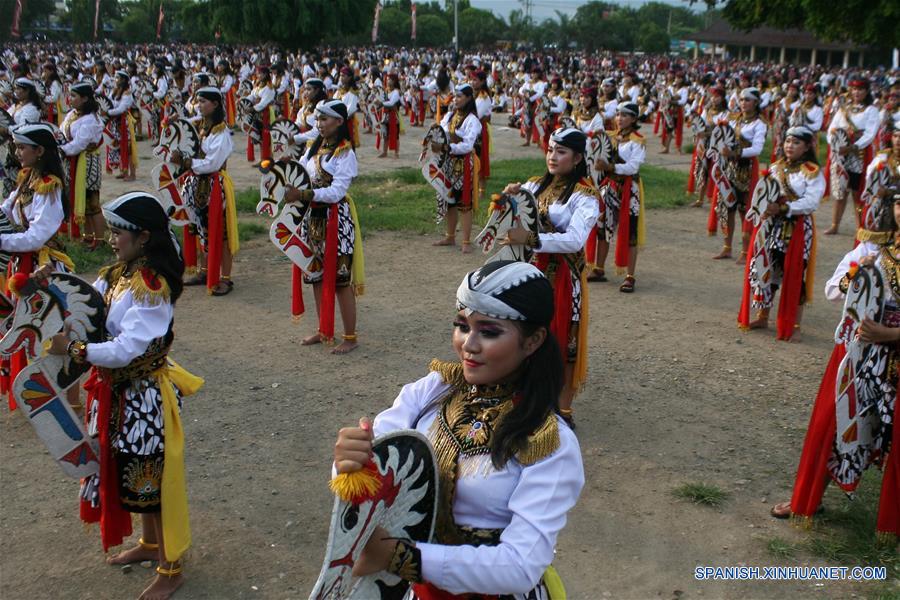 INDONESIA-PONOROGO-BAILE