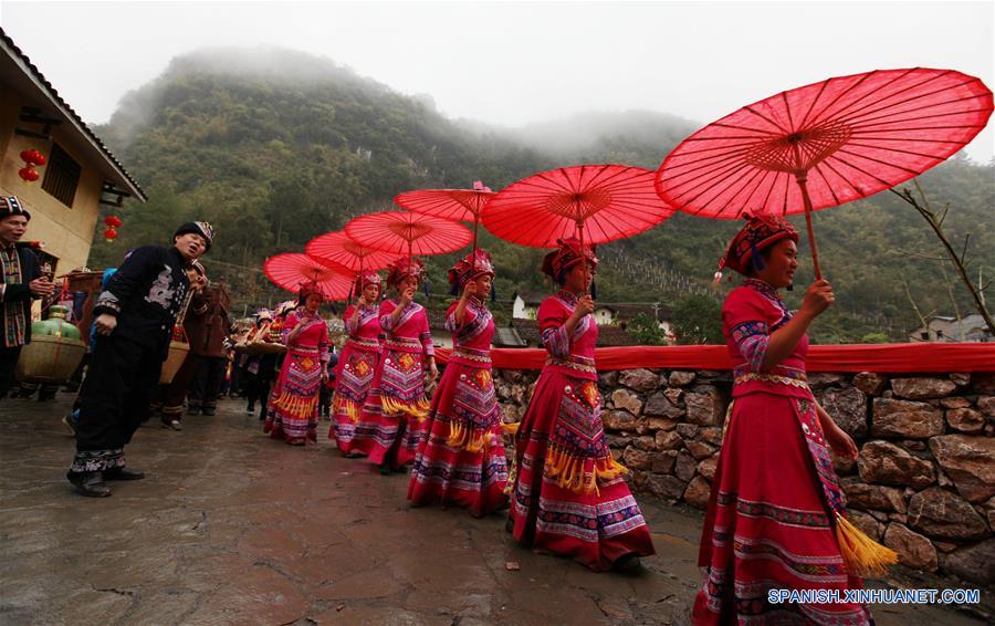 CHINA-GUANGXI-BODA TRADICIONAL