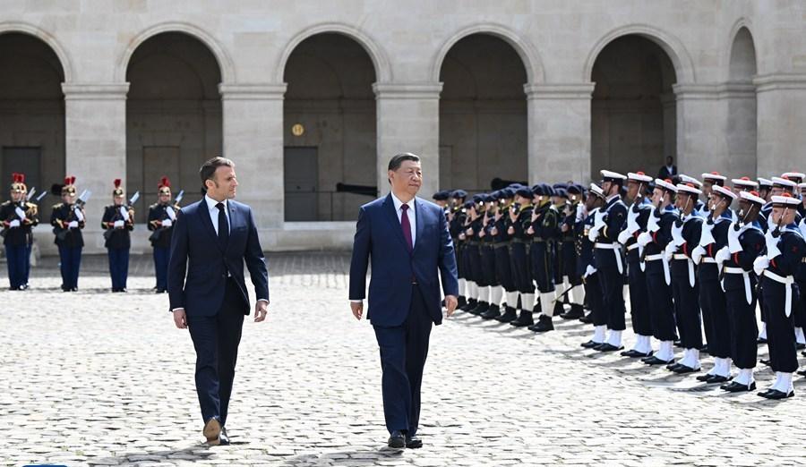 Xi Asiste A Ceremonia De Bienvenida Celebrada Por Macron Spanish China