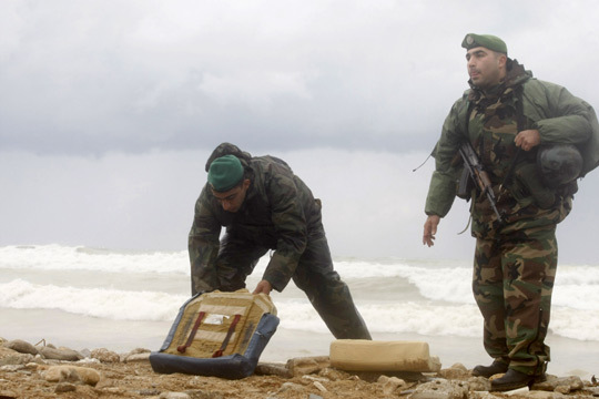 Rescue search operations continued off the Lebanese coast south of the capital Beirut on January 25, 2010. [Xinhua]