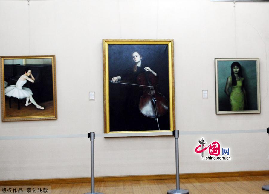 Established as the first private, non-profit museum in China, Guanfu Museum has been known as a home of cultural relics collection over the past 12 years. People are fascinated not only by over one thousand extraordinary pieces of art, mainly made in the late Ming and Qing dynasties, but also by its founder Ma Weidu, a well-known antique collector.