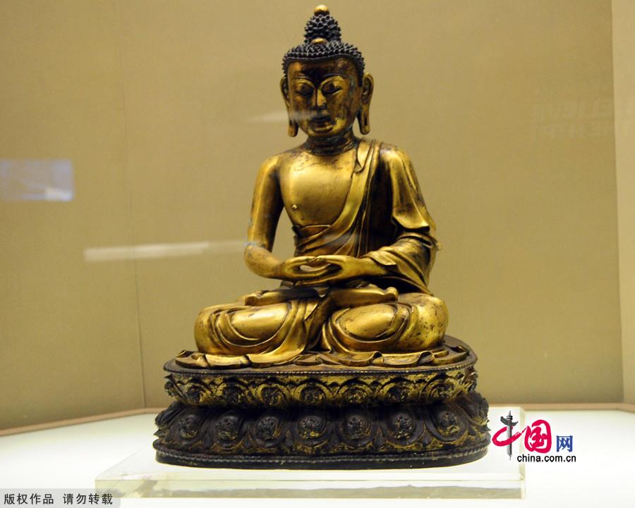 Established as the first private, non-profit museum in China, Guanfu Museum has been known as a home of cultural relics collection over the past 12 years. People are fascinated not only by over one thousand extraordinary pieces of art, mainly made in the late Ming and Qing dynasties, but also by its founder Ma Weidu, a well-known antique collector.