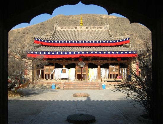 Qutan Temple, one of the &apos;top 10 attractions in Qinghai, China&apos; by China.org.cn.