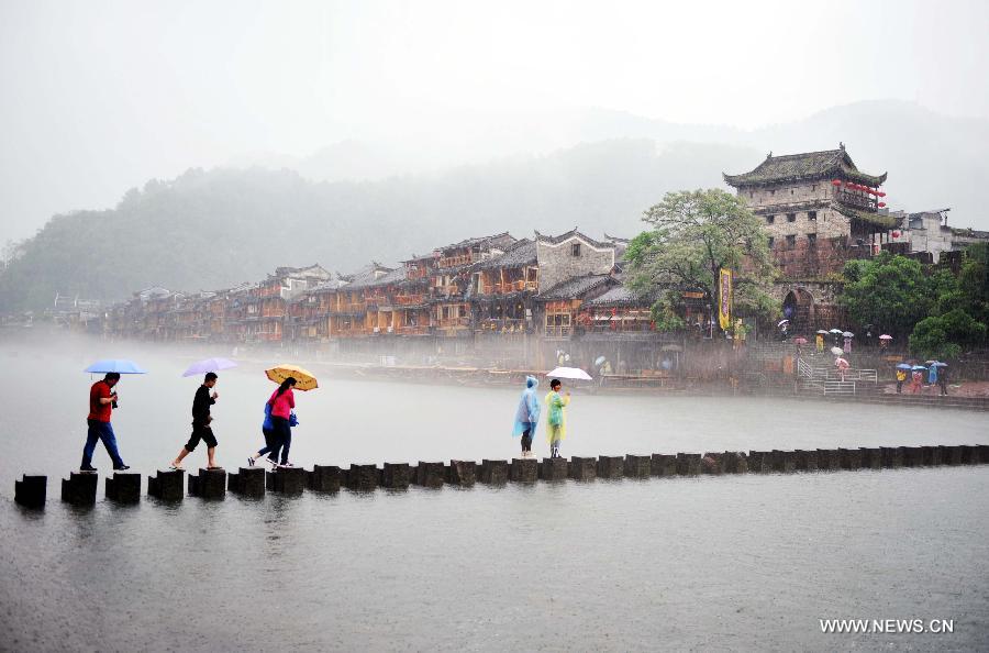 CHINA-HUNAN-FENGHUANG-SCENERY (CN) 