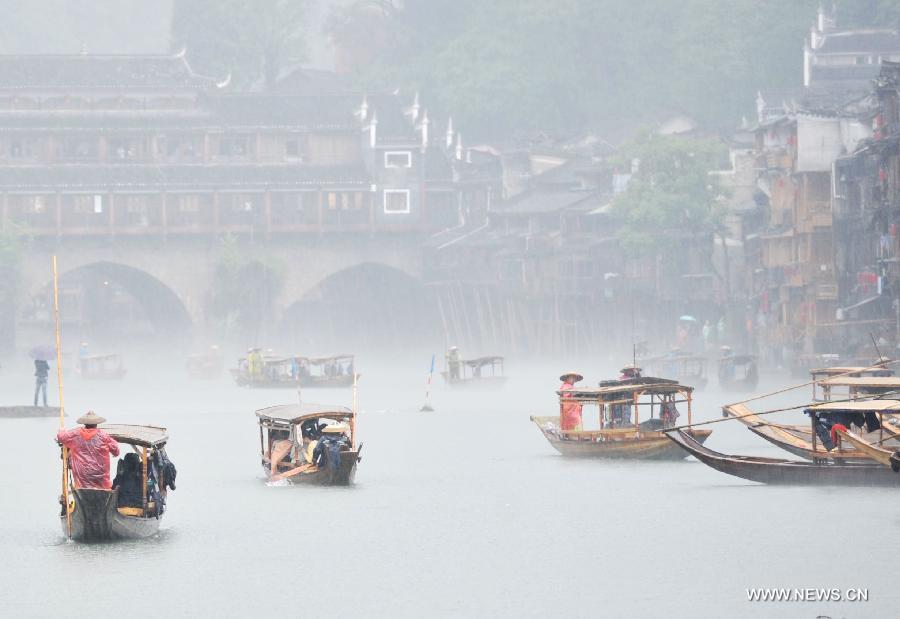 CHINA-HUNAN-FENGHUANG-SCENERY (CN) 