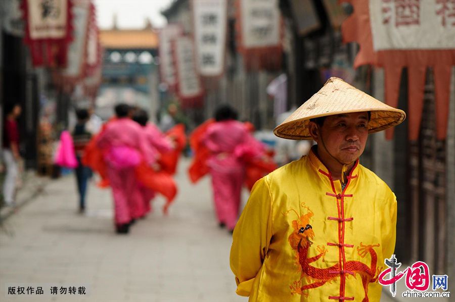 Zhoucun Old Town, under the administration of Zibo City of Shandong Province, holds the reputation as the 'birthplace of Shandong commerce.'