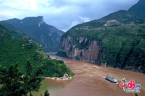 Qutang Gorge, Wuxia Gorge in the Three Gorges, two of the &apos;Top 10 attractions in Chongqing, China&apos; by China.org.cn