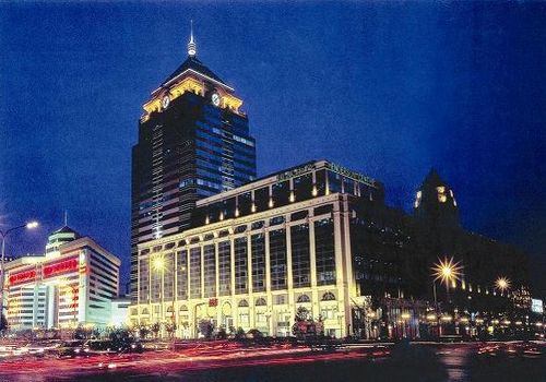Beijing Henderson Center, one of the 'Top 10 buildings on Chang'an Avenue of Beijing' by China.org.cn.